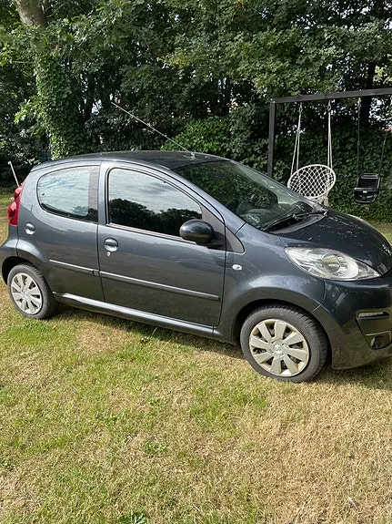Peugeot 107 2014 photo 2