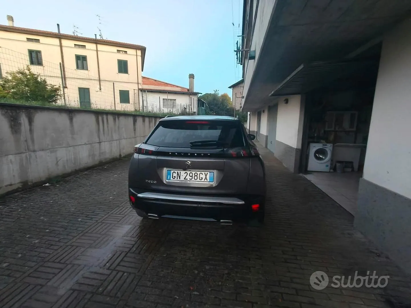 Peugeot 2008 2023 photo 2
