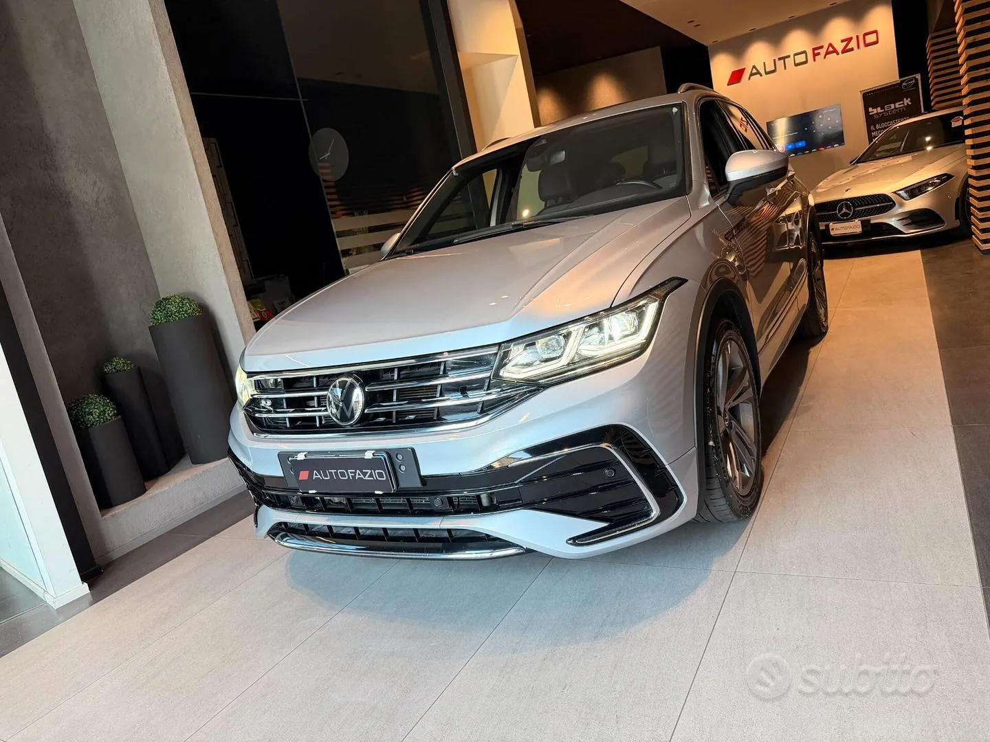 Volkswagen Tiguan 2023 photo 2