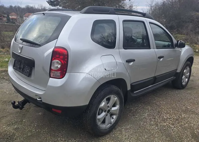 Dacia Duster 2011 photo 5