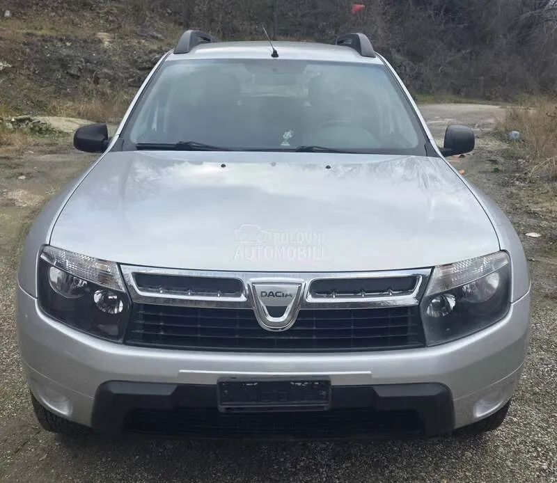 Dacia Duster 2011 photo 2