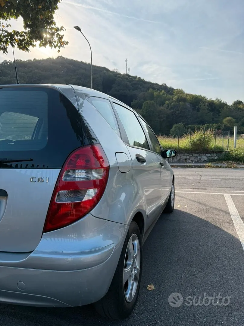 Mercedes-Benz A 2008 photo 2