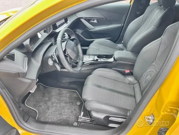 Peugeot 208 2023 photo 5