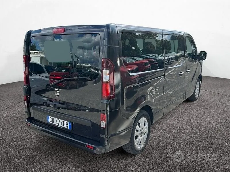 Renault Trafic 2024 photo 3