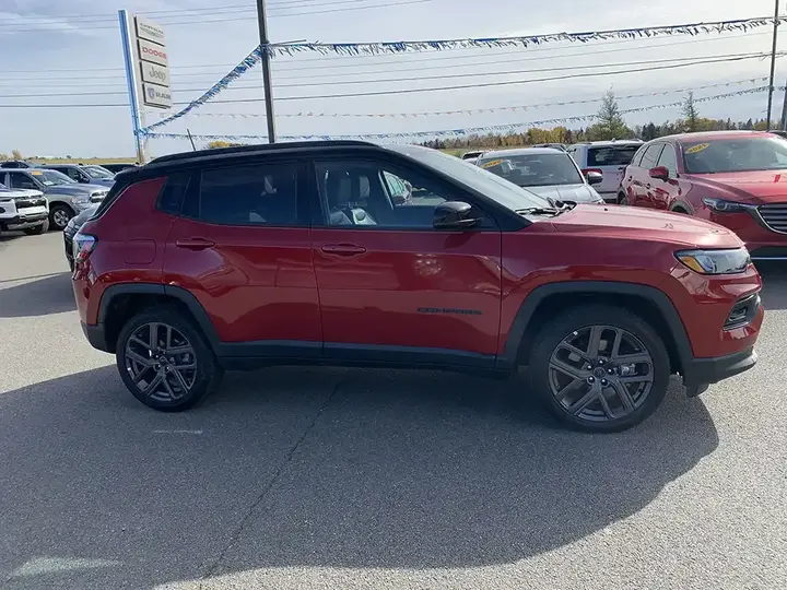 Jeep Compass 2026 photo 5