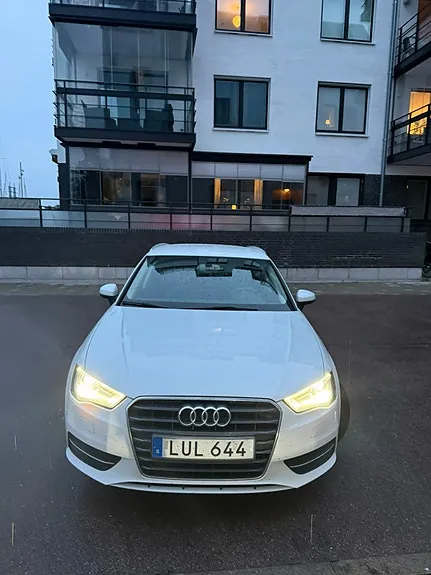 Audi A3 2015 photo 2