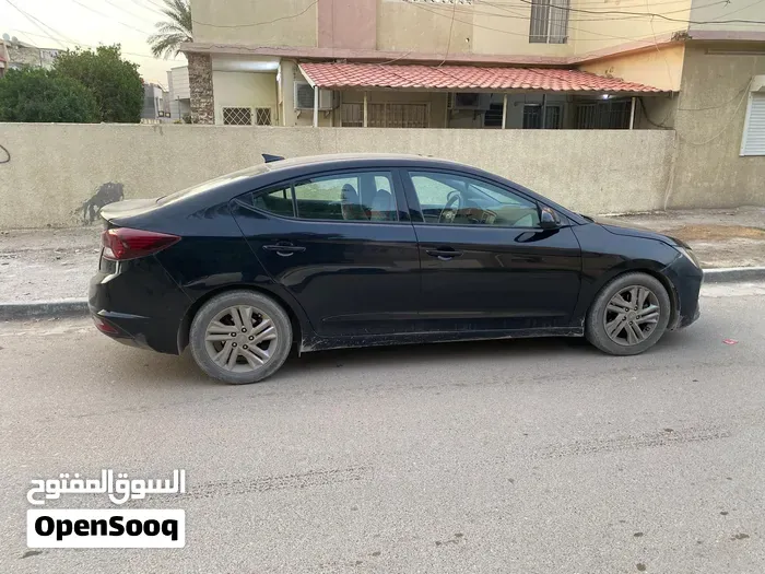 Hyundai Elantra 2020 photo 4