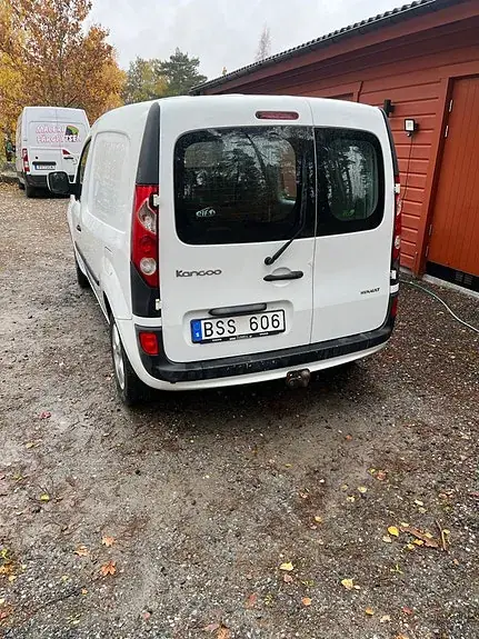Renault Kangoo Express 2010 photo 2