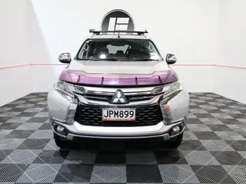Mitsubishi Pajero Sport 2016 photo 3