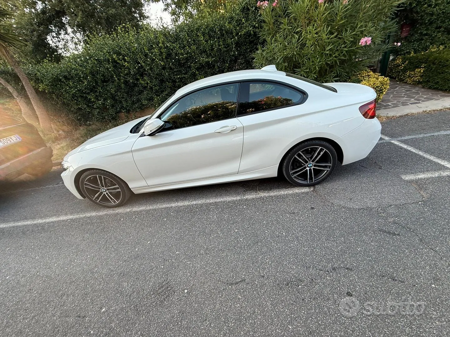 BMW 2 Series 2020 photo 2