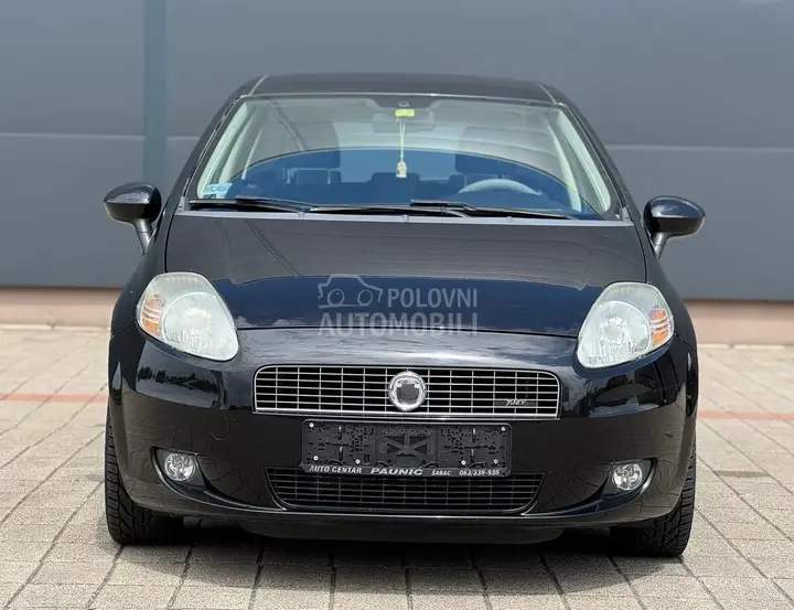Fiat Grande Punto 2008 photo 2