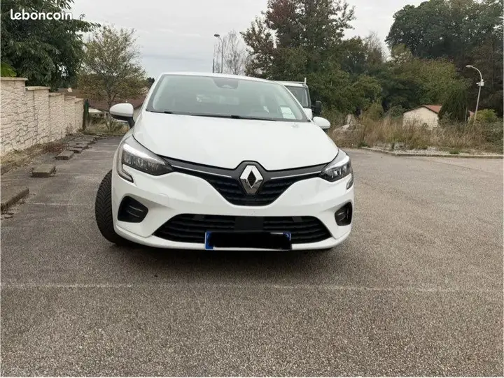 Renault Clio 2022 photo 3