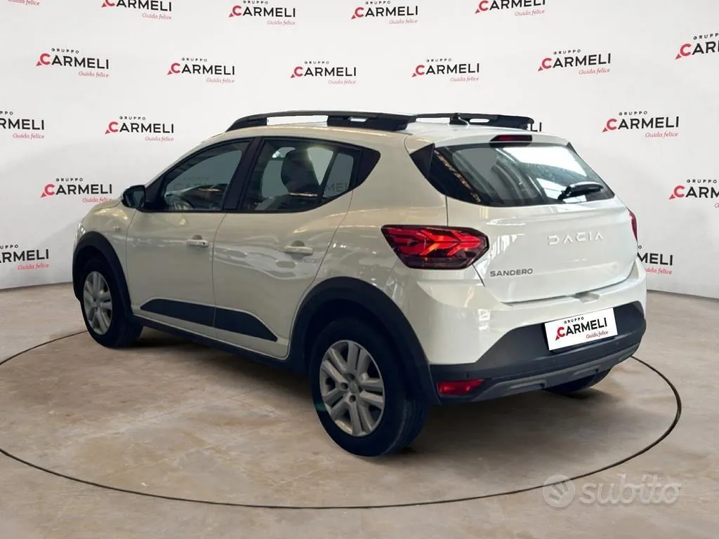 Dacia Sandero Stepway 2023 photo 2