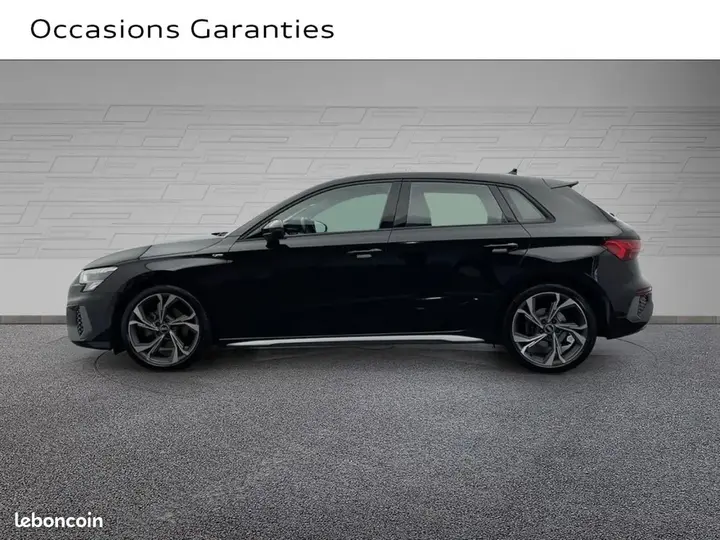 Audi A3 2022 photo 2