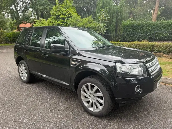 Land Rover Freelander 2 2014 photo 2