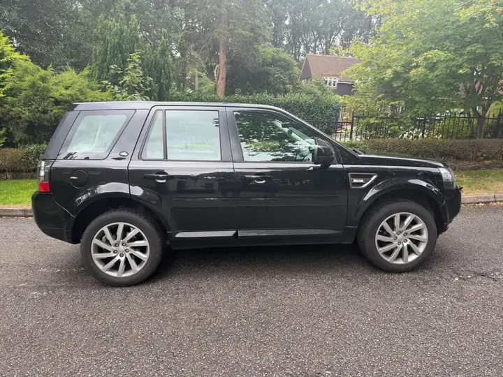 Land Rover Freelander 2