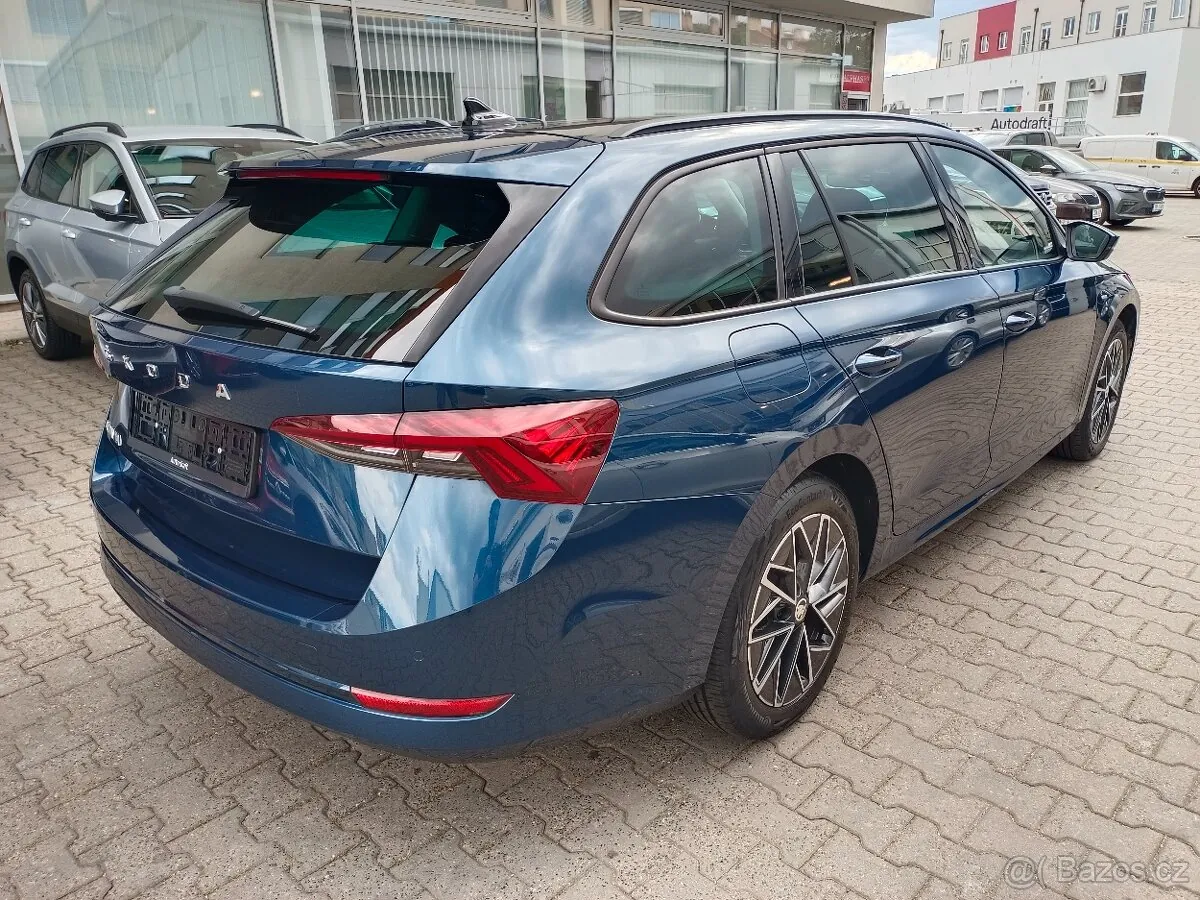 Skoda Octavia 2022 photo 4