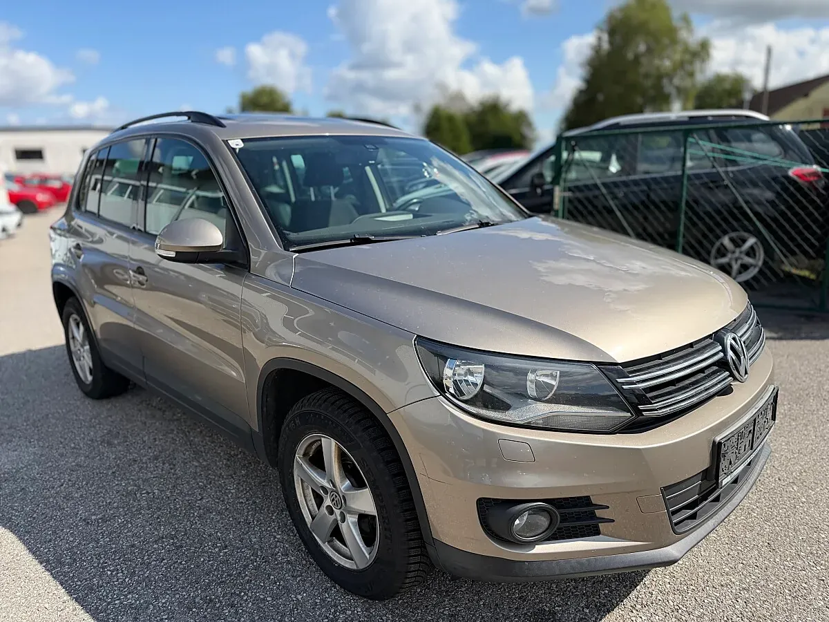 Volkswagen Tiguan 2012 photo 2