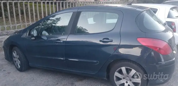 Peugeot 308 2009 photo 2
