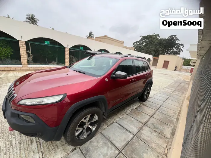 Jeep Cherokee 2014 photo 4