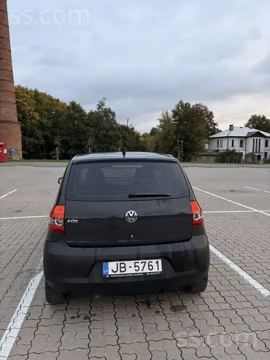 Volkswagen Fox 2011 photo 3