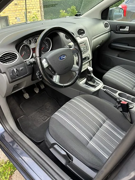 Ford Focus 2011 photo 4