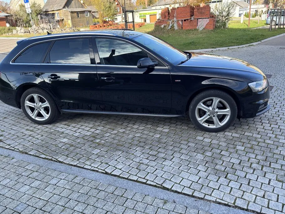 Audi A4 2014 photo 4