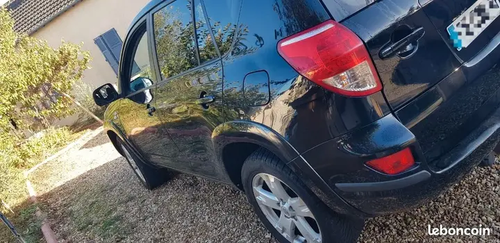 Toyota Rav4 2008 photo 2