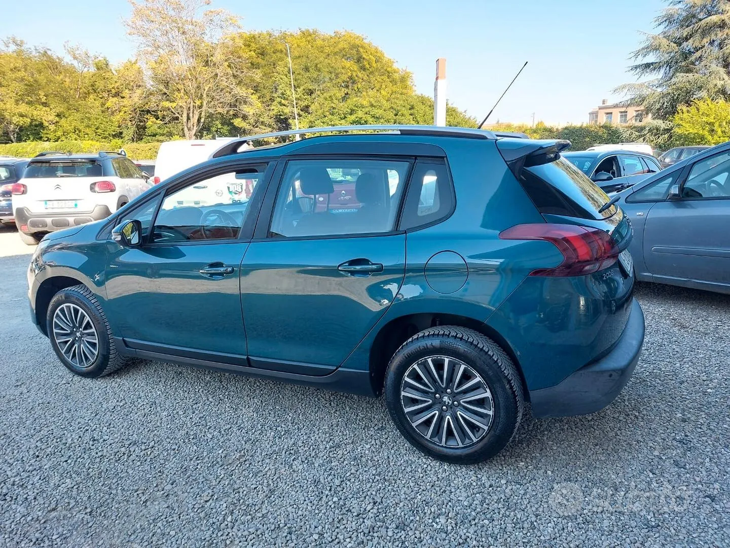 Peugeot 2008 2017 photo 2