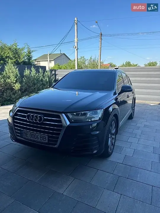 Audi Q7 2015 photo 5