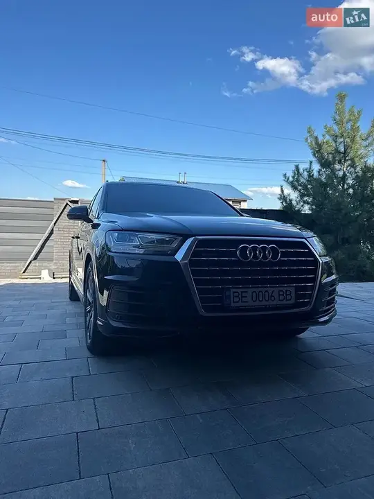 Audi Q7 2015 photo 3