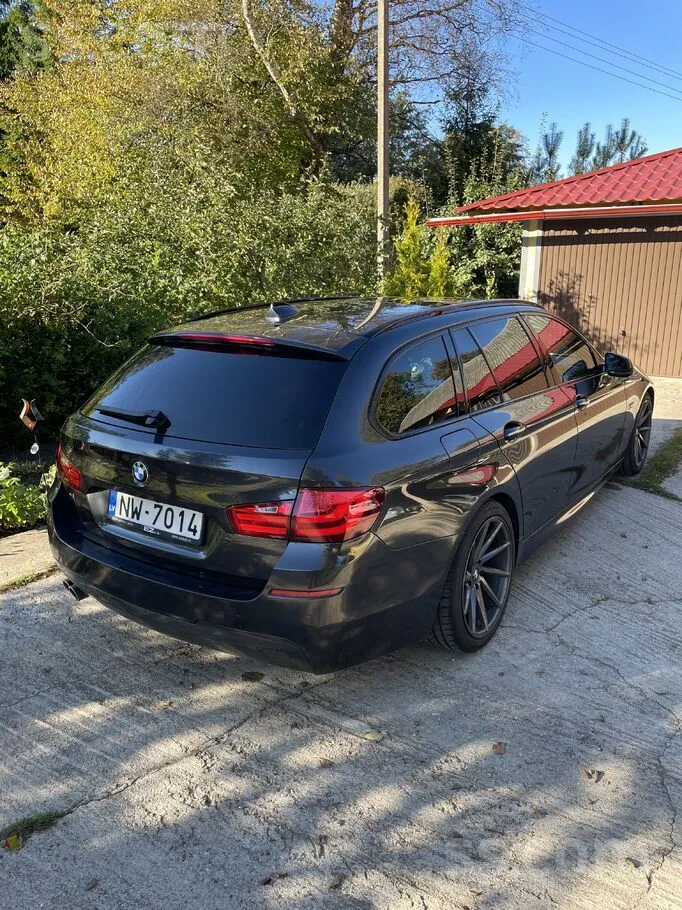 BMW 530 2013 photo 4