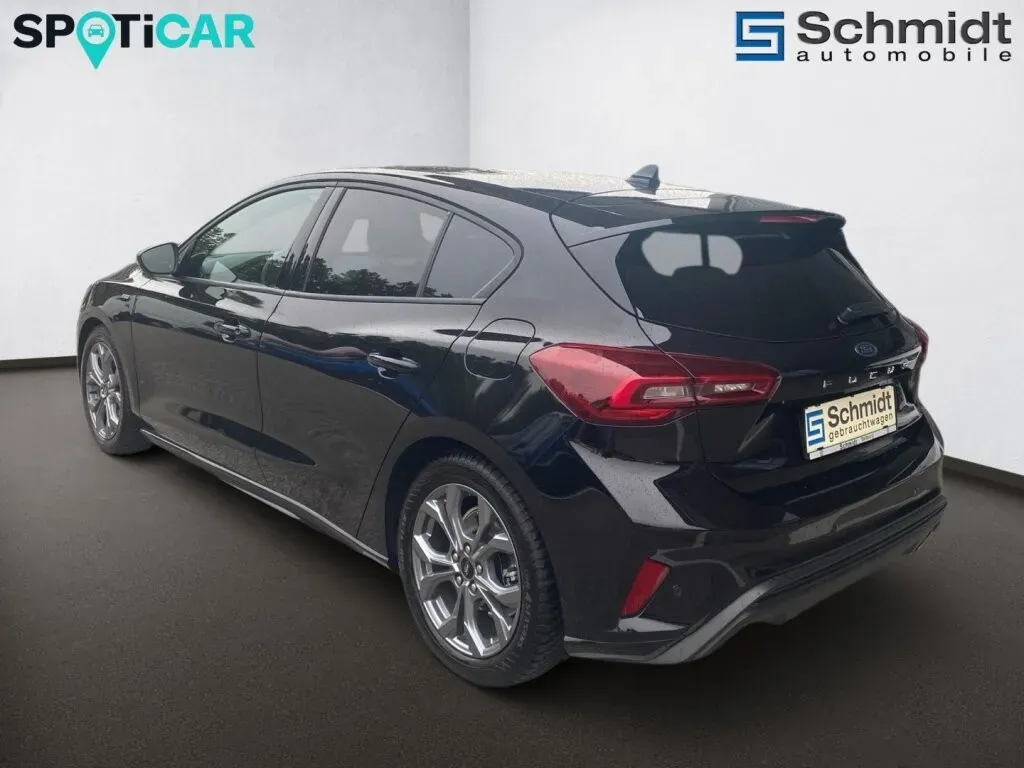 Ford Focus 2024 photo 3