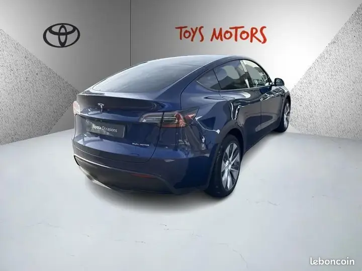 Tesla Model Y 2023 photo 5