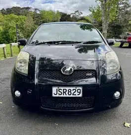 Toyota Vitz 2007 photo 3