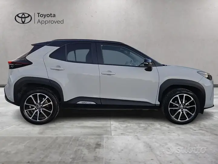Toyota Yaris Cross 2023 photo 4