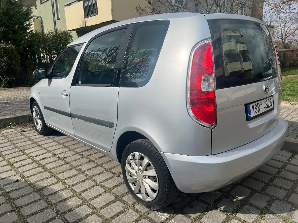 Skoda Roomster 2010 photo 5