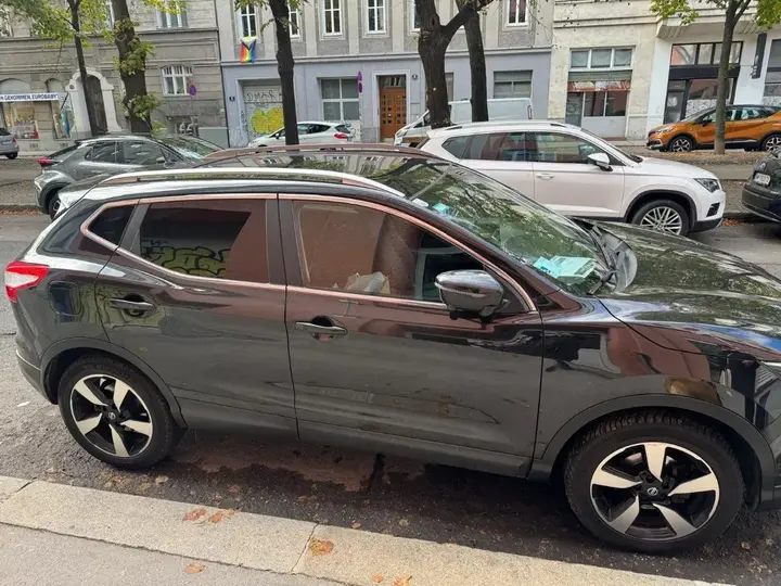 Nissan Qashqai 2017 photo 2