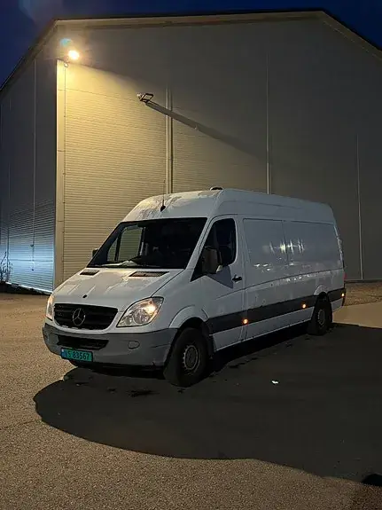 Mercedes-Benz Sprinter 313 2010 photo 4