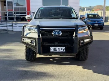 Toyota Fortuner 2022 photo 3