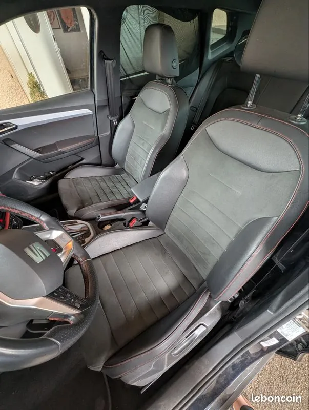 Seat Arona 2022 photo 2
