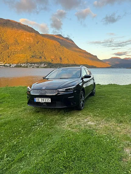 MG Mg5 2022 photo 3