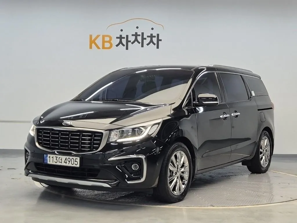 Kia Carnival