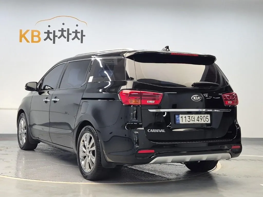 Kia Carnival 2020 photo 2