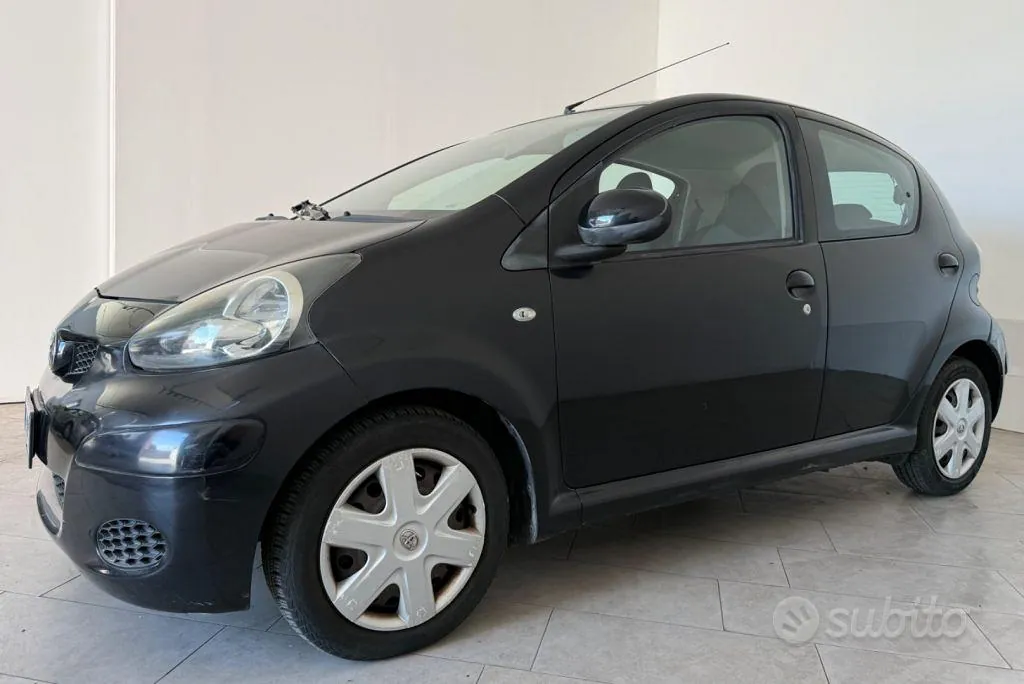 Toyota Aygo 2011 photo 3