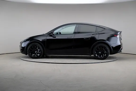 Tesla Model Y 2023 photo 4