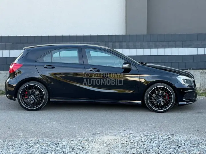 Mercedes-Benz A 250 2014 photo 5