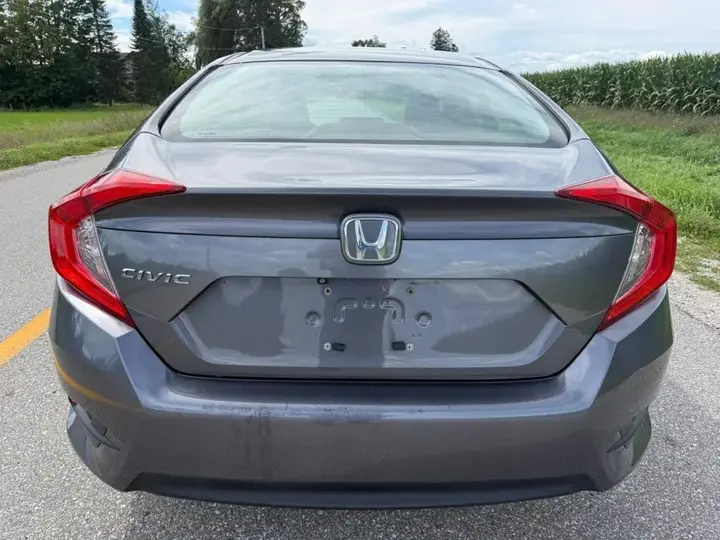 Honda Civic 2017 photo 5
