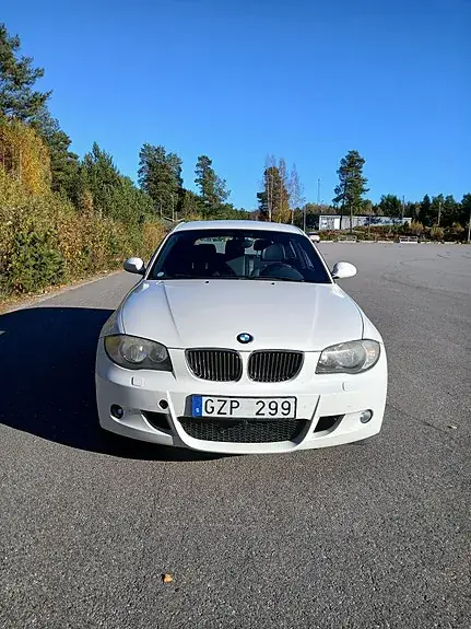 BMW 118D 2008 photo 3