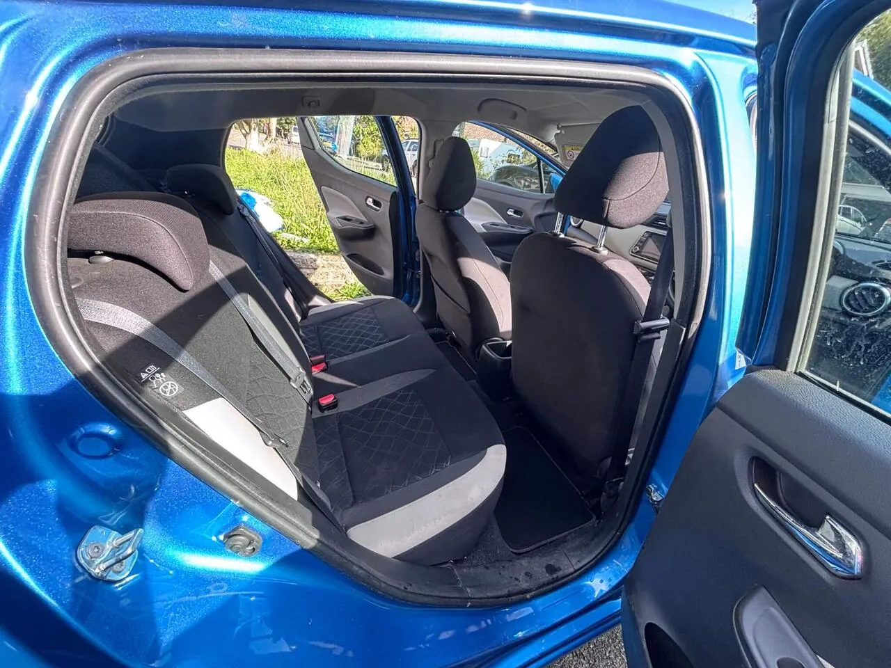 Nissan Micra 2018 photo 5